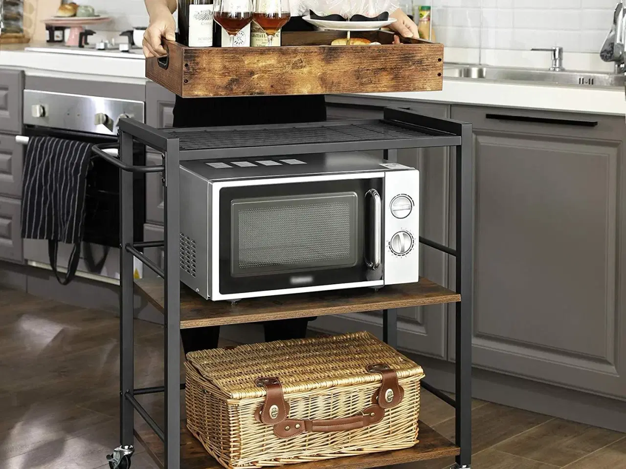 Billede 3 - Rullebord til køkken med aftagelig bakke, rustik brun, 65 × 40 × 86 cm