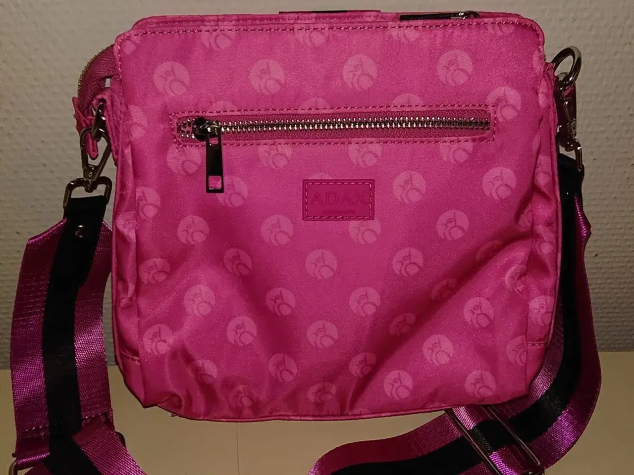 Billede 1 - Pink taske ny 