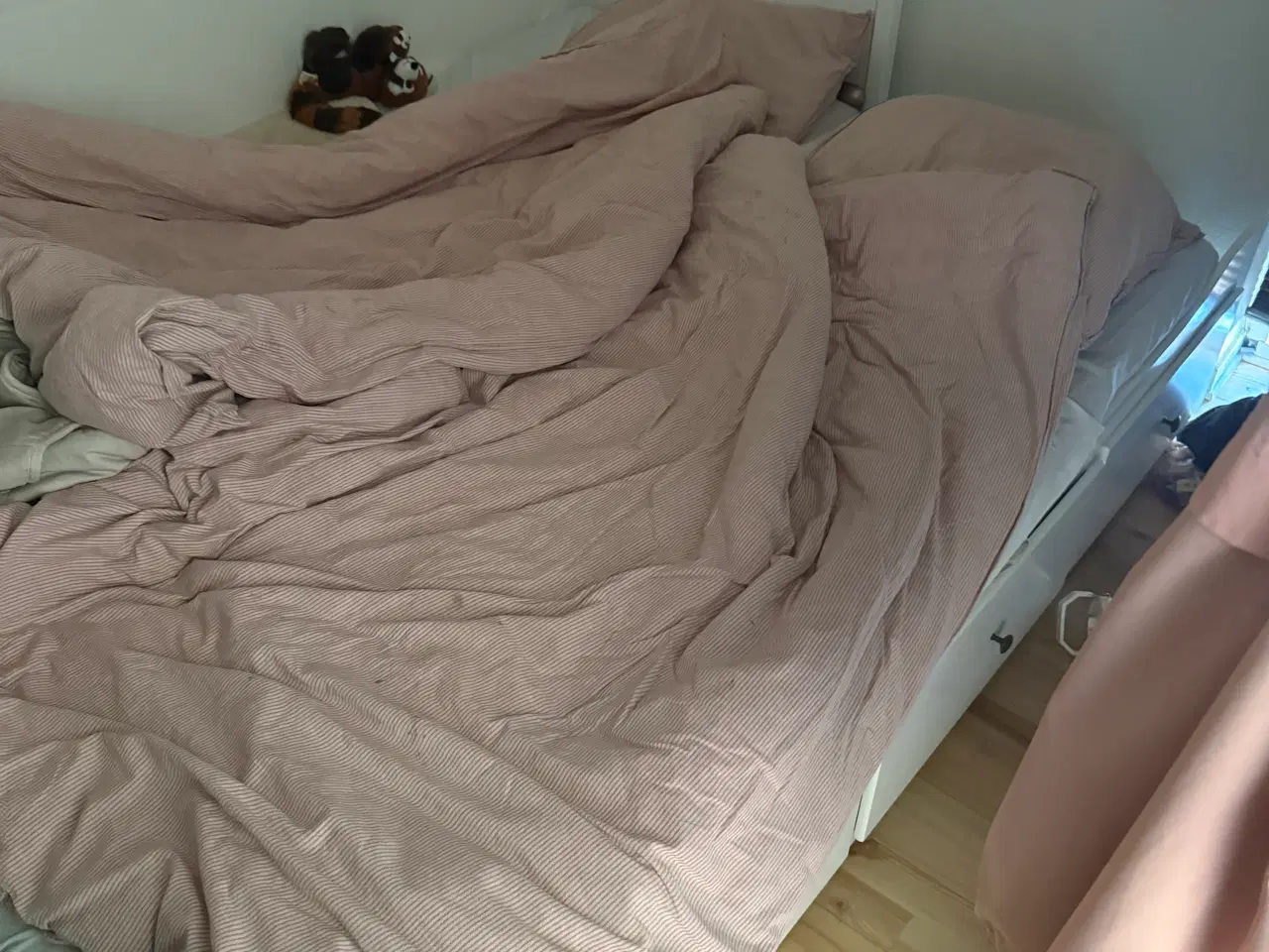 Billede 2 - Ikea seng