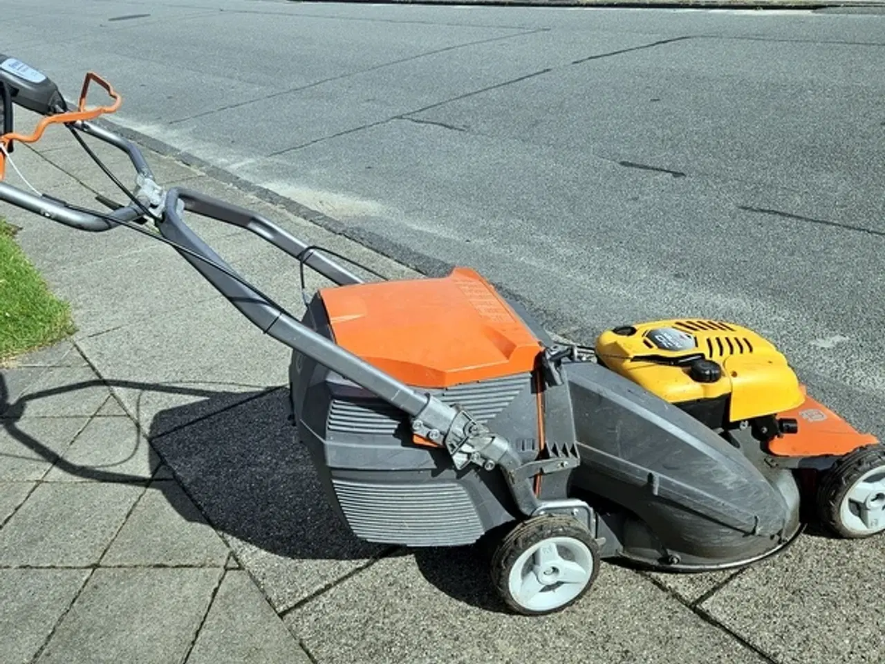 Billede 1 - Husqvarna rotorklipper. 