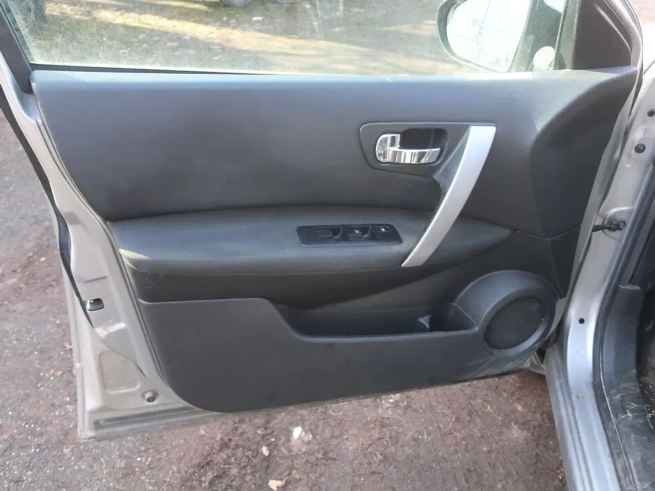 Billede 6 - Personbil NISSAN QASHQAI 1.6 (momsfri)