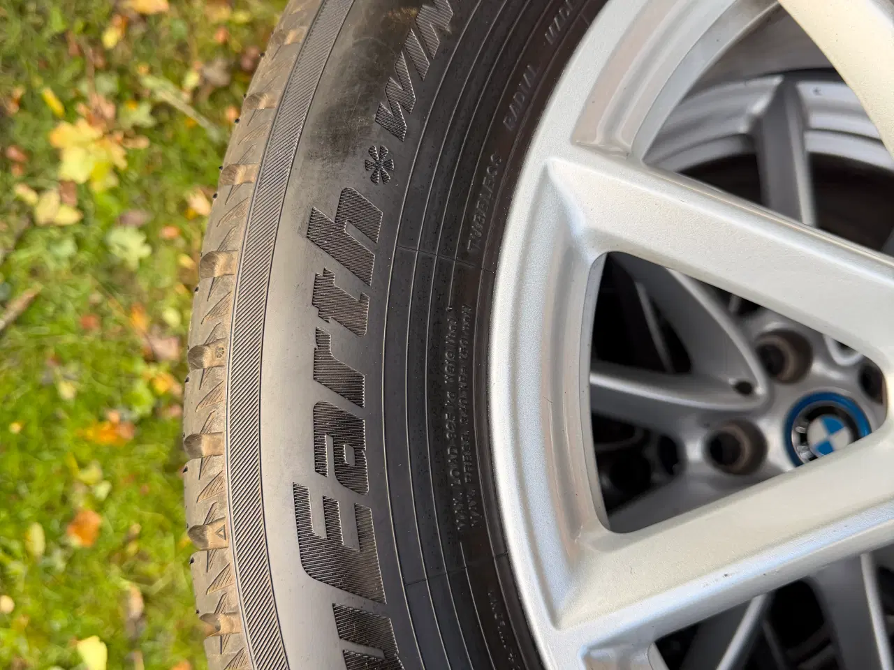 Billede 2 - BMW 17” vinterhjul m. Yokohama BluEarth 225/55R17 
