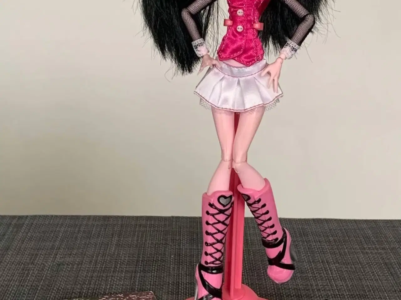 Billede 1 - Monster High Dukke