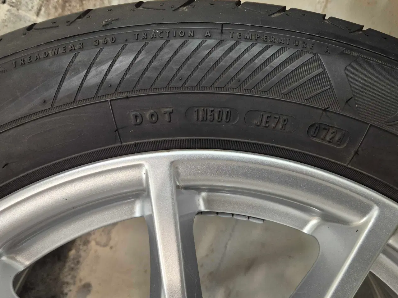 Billede 9 - BMW i4 / G30 / G31 ORIGINAL ALUFÆLGE MED SOMMERDÆK