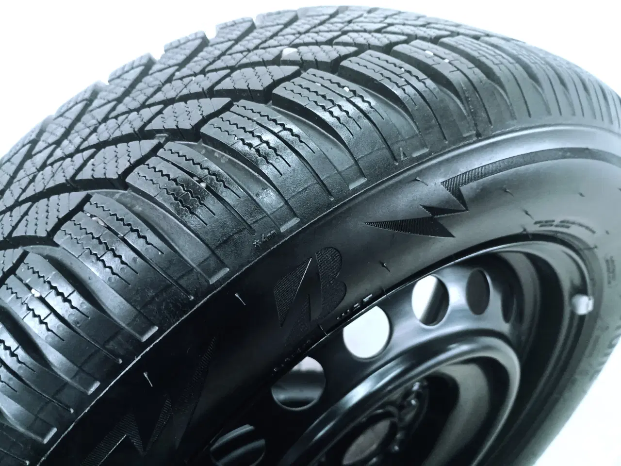 Billede 2 - 5x114,3 17" ET45 nav 60,1ø vintersæt inkl.TPMS 