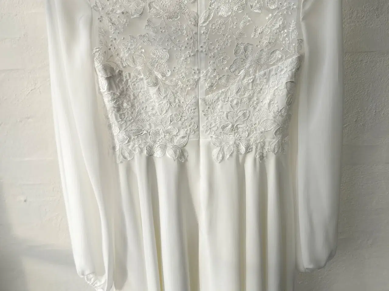 Billede 3 - Konfirmationskjole model Emsley