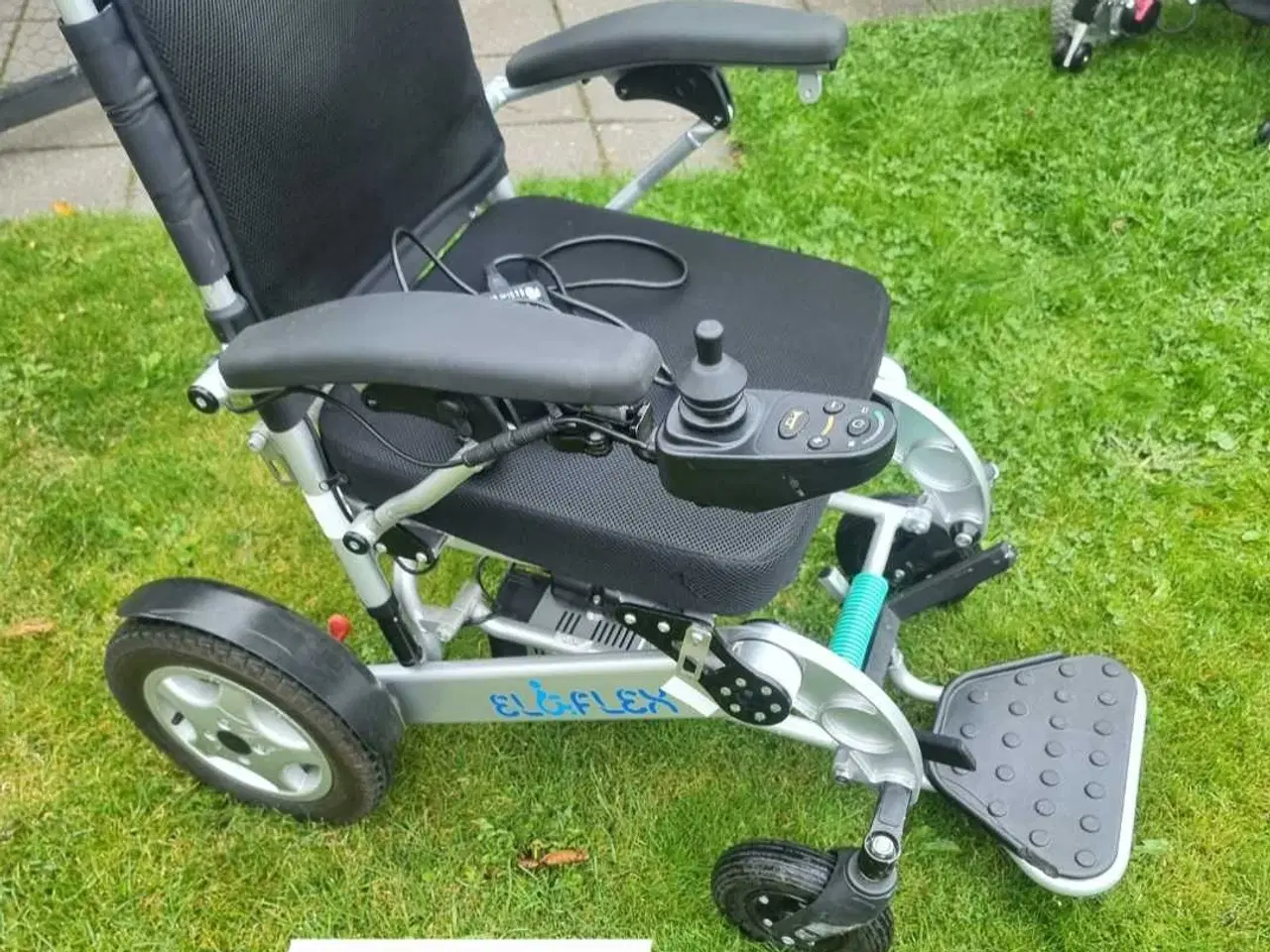 Billede 1 - Elektrisk kørestol