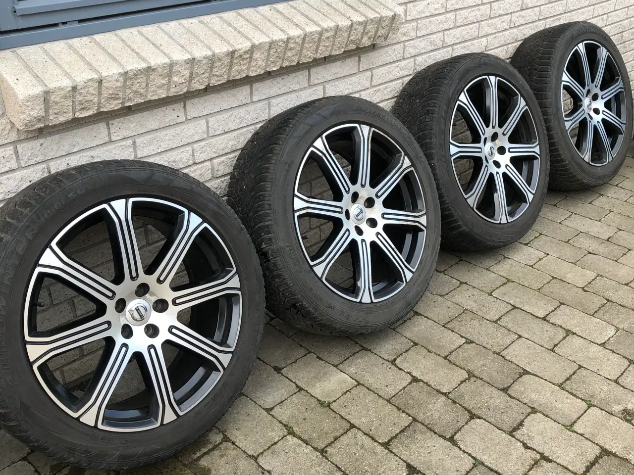 Billede 1 - Originale Alu-fælge til volvo XC.