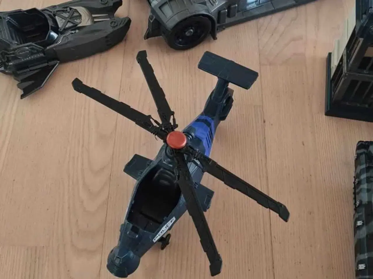 Billede 5 - Figure, biler 