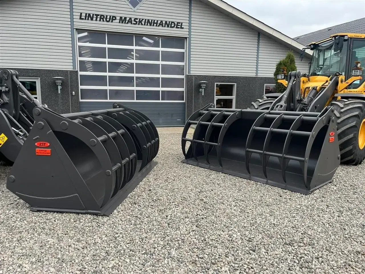 Billede 13 - JST Overfalds skovl 300 med skårende tænder og med ekstra slidstål i hæl samt forkantskær