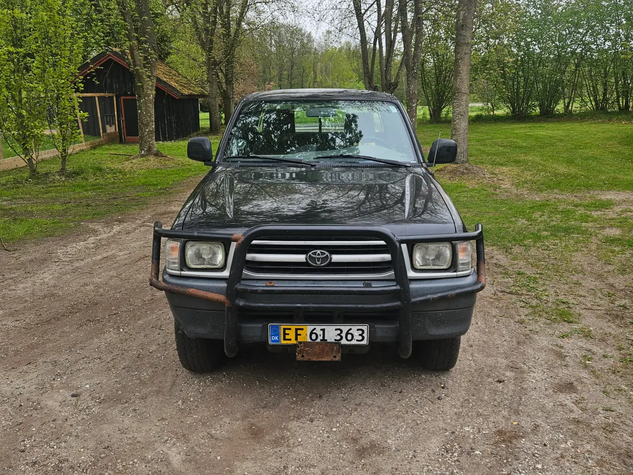 Billede 6 - Gammel hilux, få kilometer