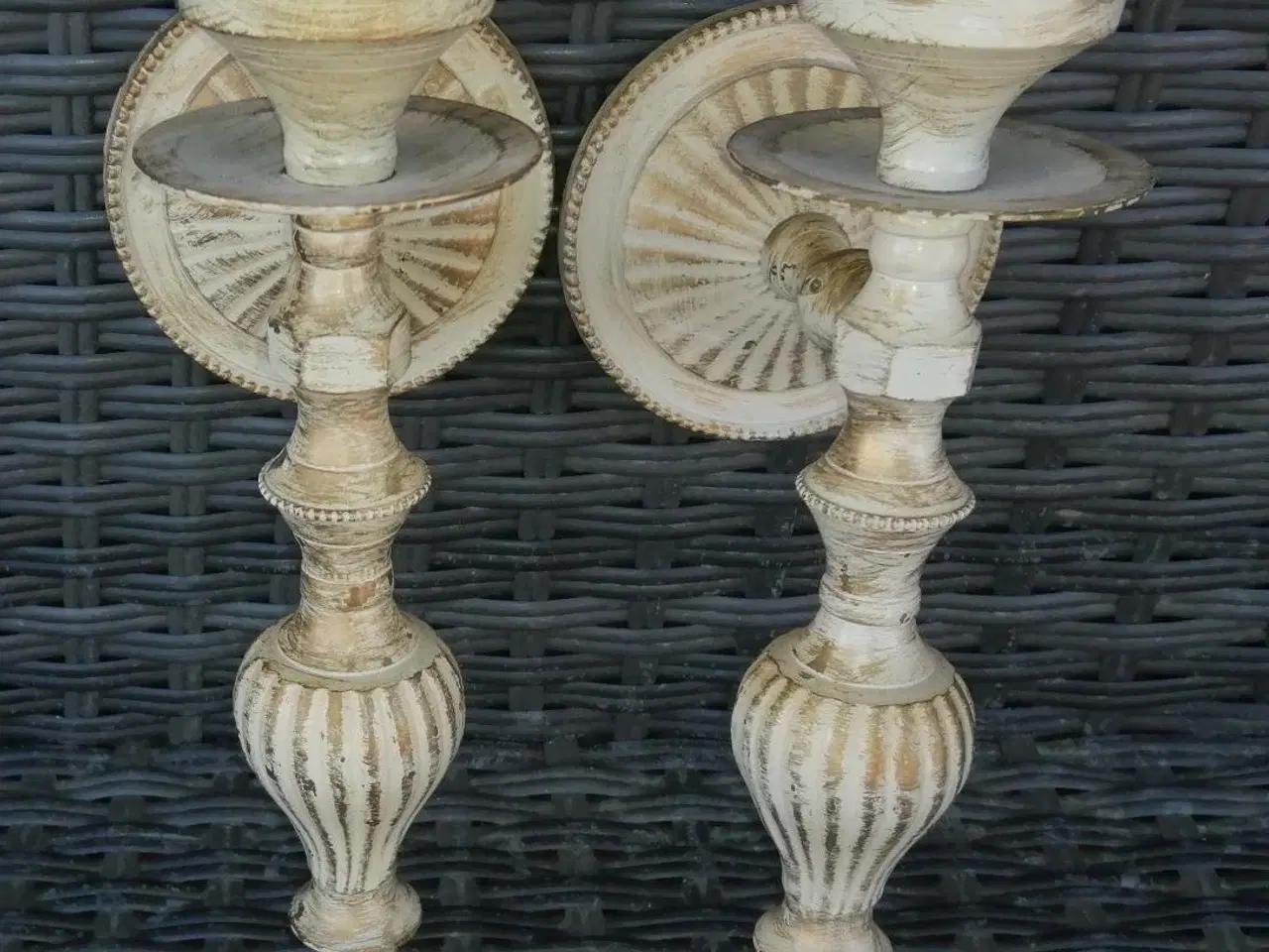 Billede 1 - 2 FLOTTE RUSTIKKE VÆG LYSESTAGER, 25 CM