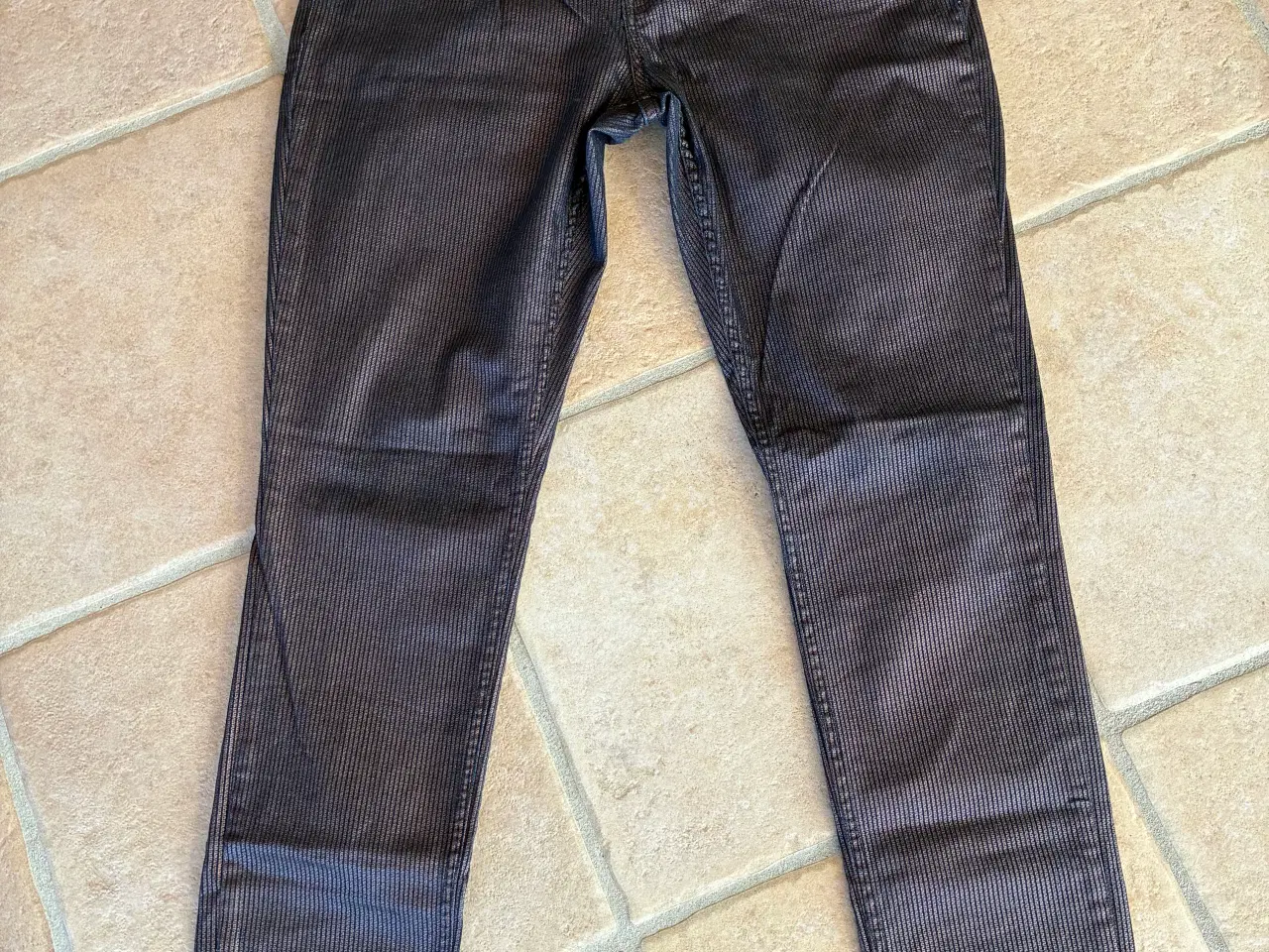 Billede 2 - Pulz bukser str. 44