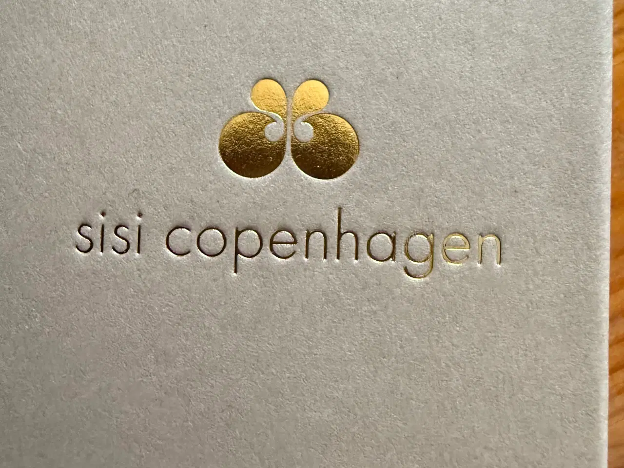 Billede 3 - Helt nyt ADORA gyldent armbånd fra Sisi Cph