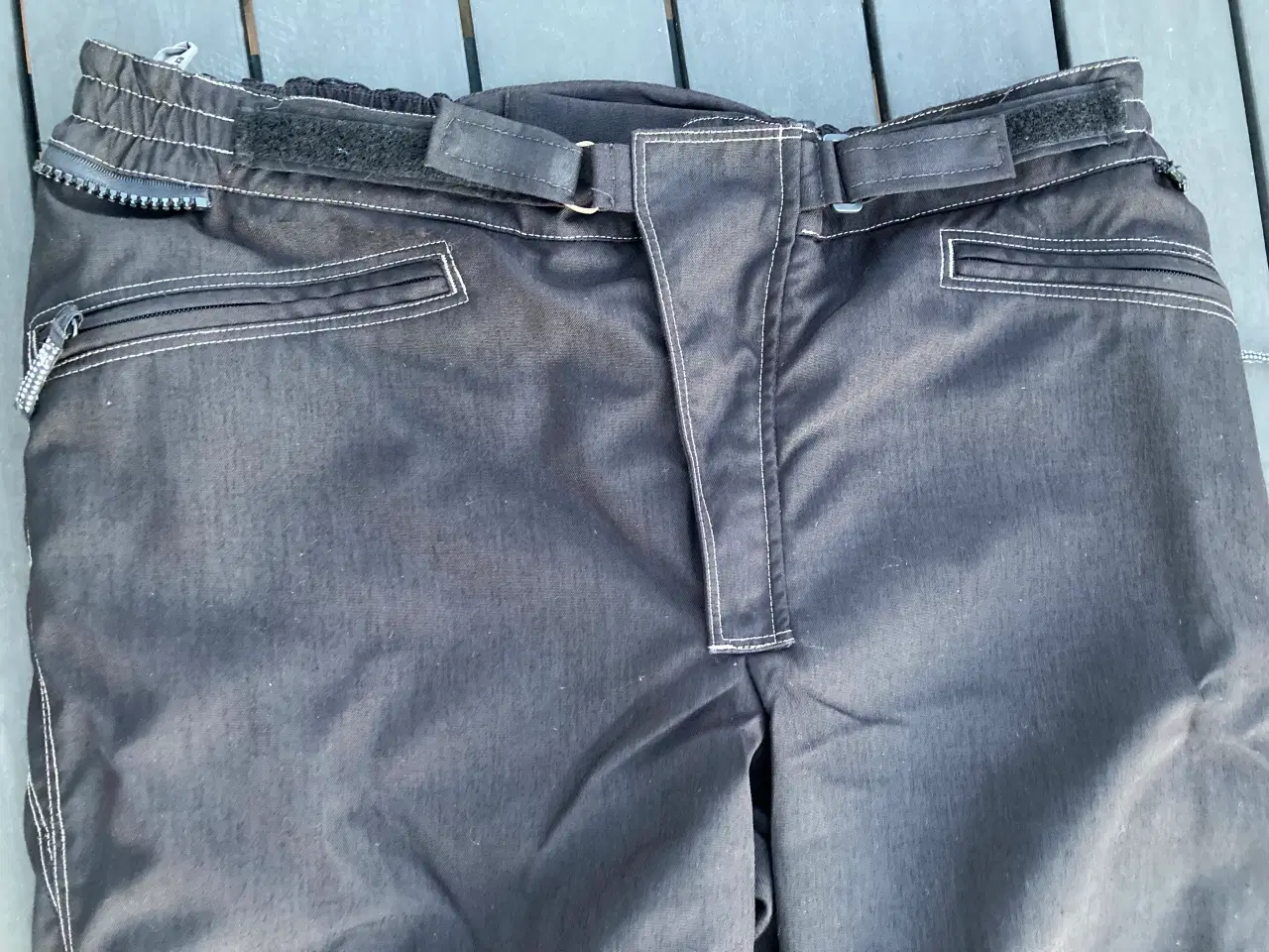 Billede 3 - MC bukser RUKKA, Sorte Str. 58, XL/XXL, lange, pæn