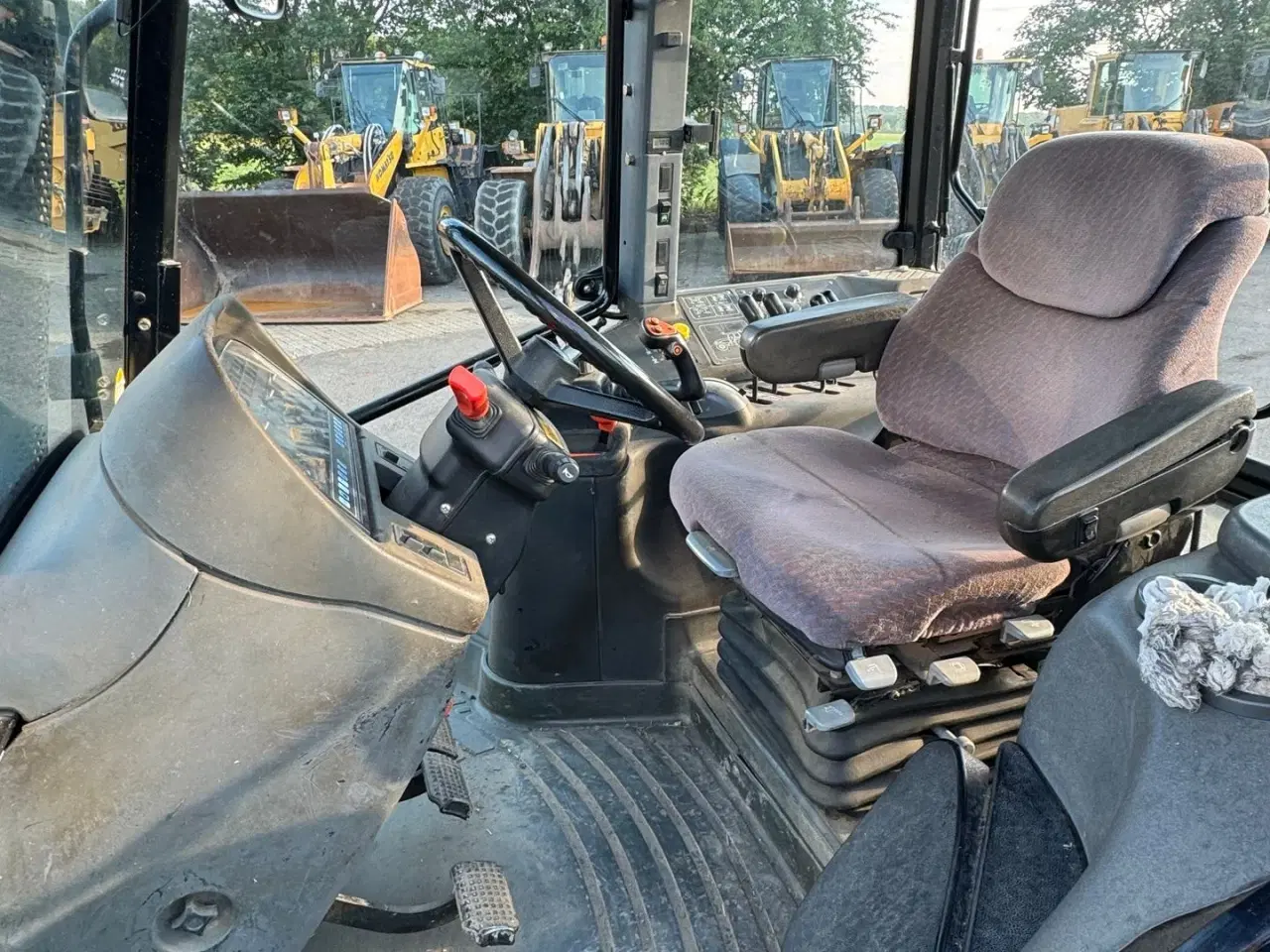 Billede 14 - New Holland TM125 MED FULD AFFJEDRING!