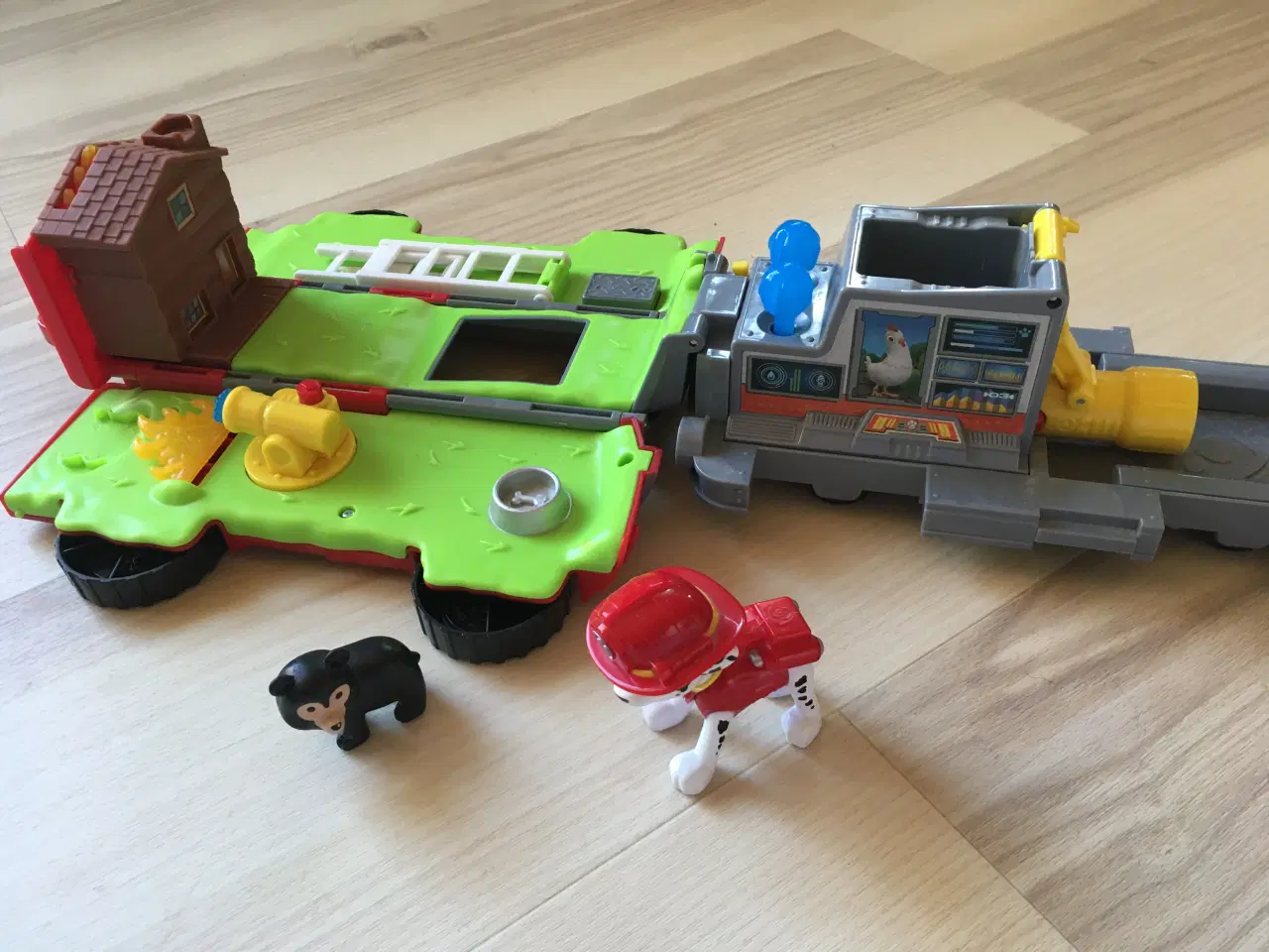 Billede 4 - Paw Patrol legetøj og bøger