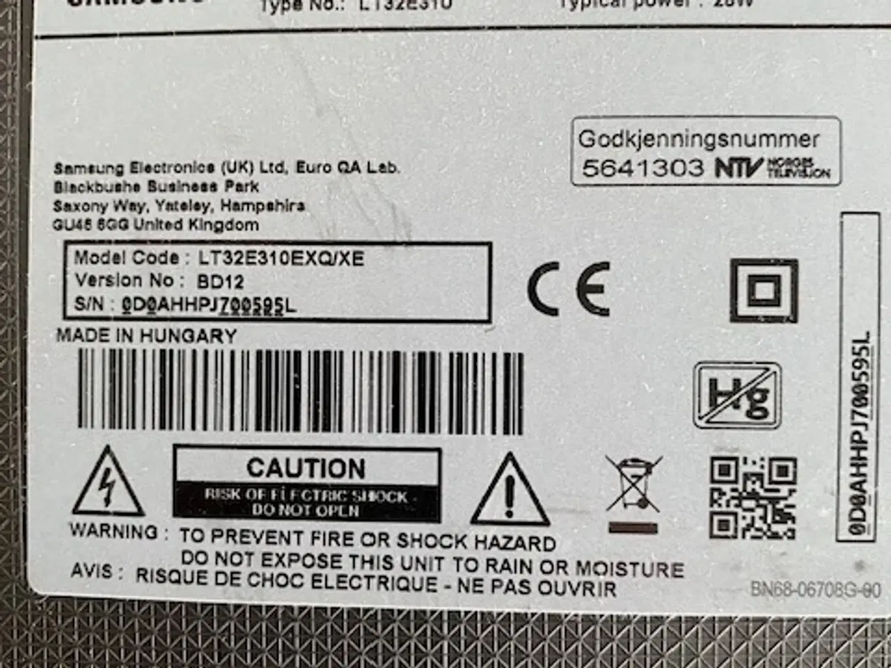 Billede 2 - Tv med vægbeslag og chrom cast, fjernbetjening