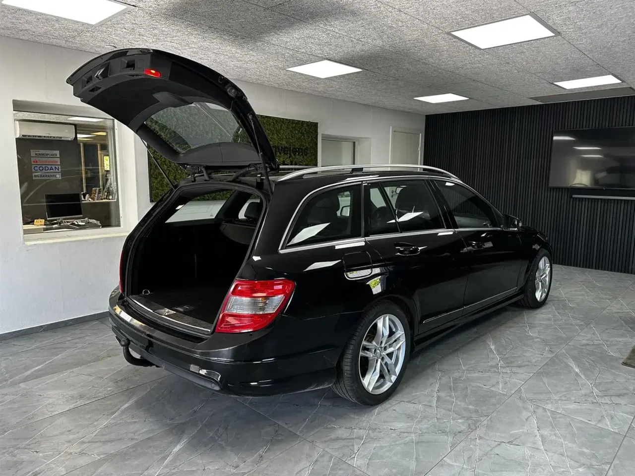 Billede 5 - Mercedes-Benz C220 d T 2,1 CDI BlueEfficiency Avantgarde AMG Line 170HK Stc Aut.