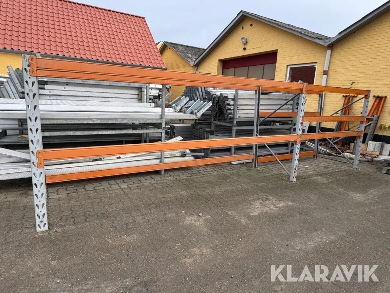 Billede 1 - Materiale reol