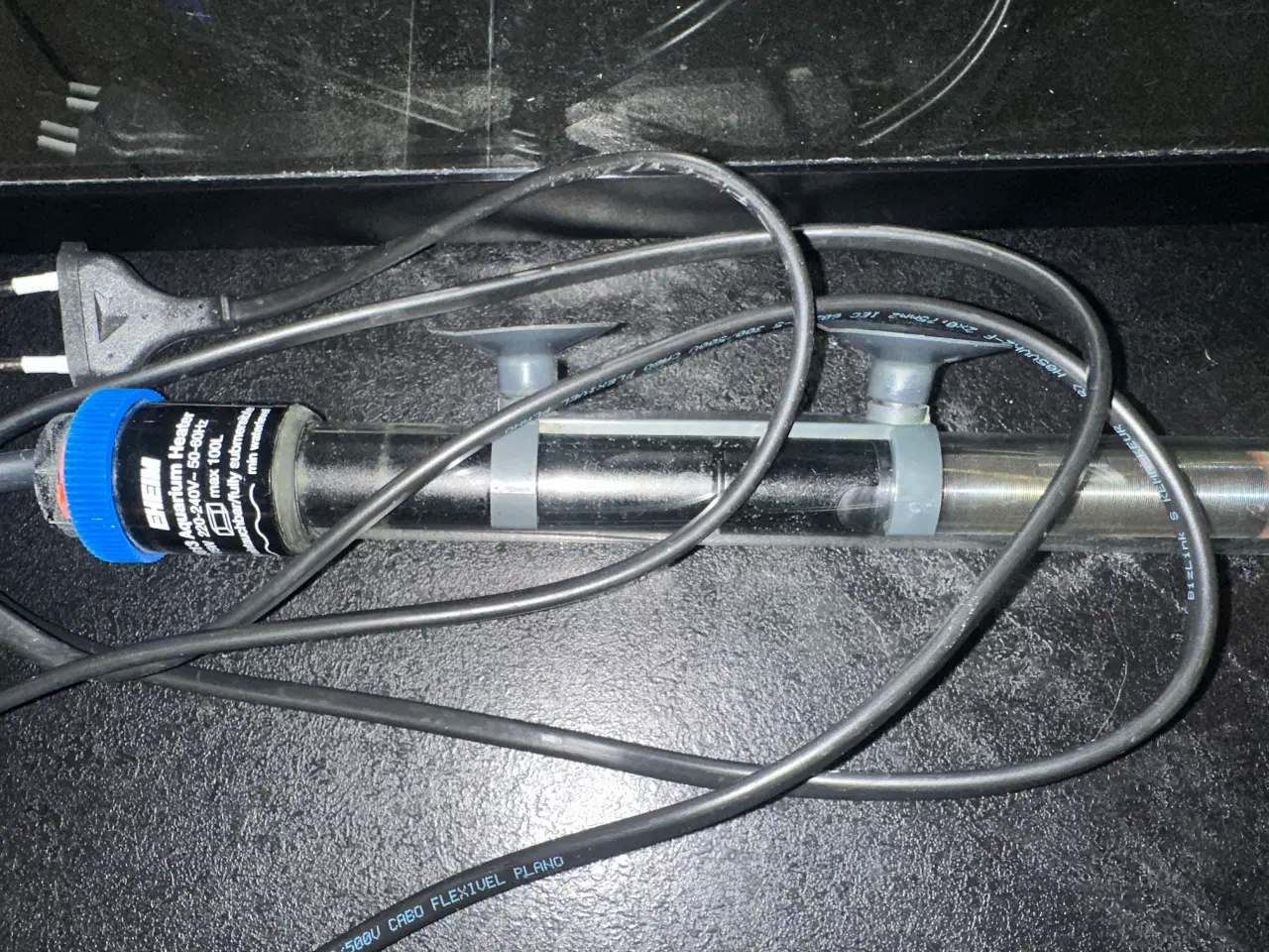 Billede 5 - Akvarie 60L med varmelegeme