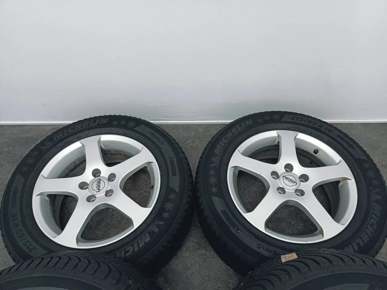 Billede 4 - 5x105 16" ET38 nav 56,6ø Megawheels vintersæt