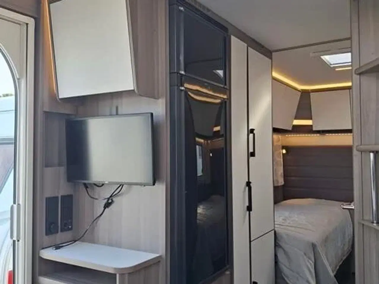 Billede 5 - Kabe Estate 560 GLE