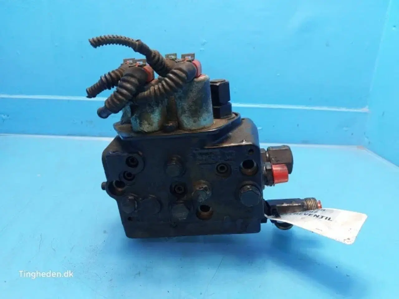 Billede 5 - New Holland T6 Hydraulikventil 48074097