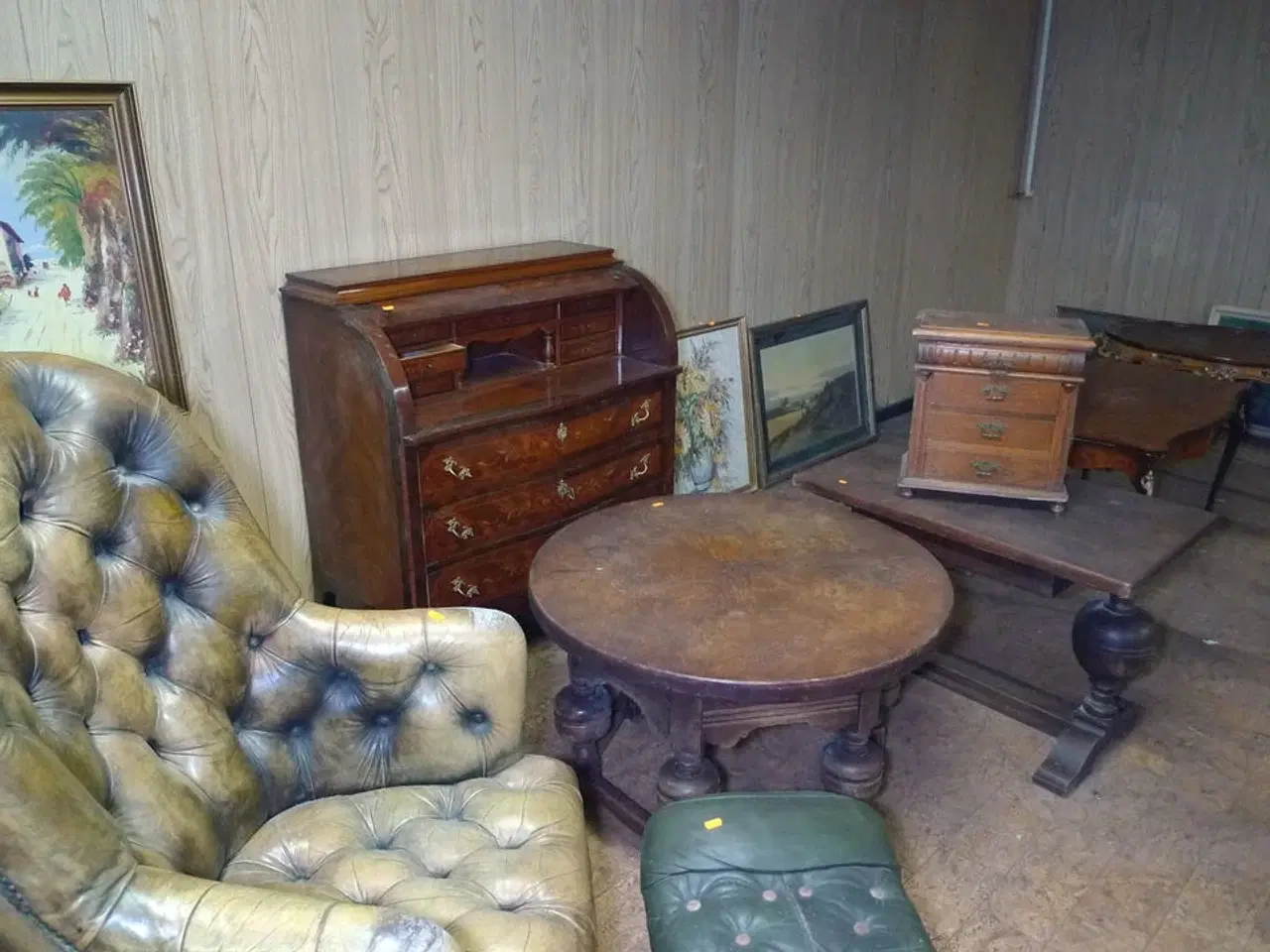 Billede 1 - 12 stk. møbler, sofa med ny stofrulle til ombetrækning