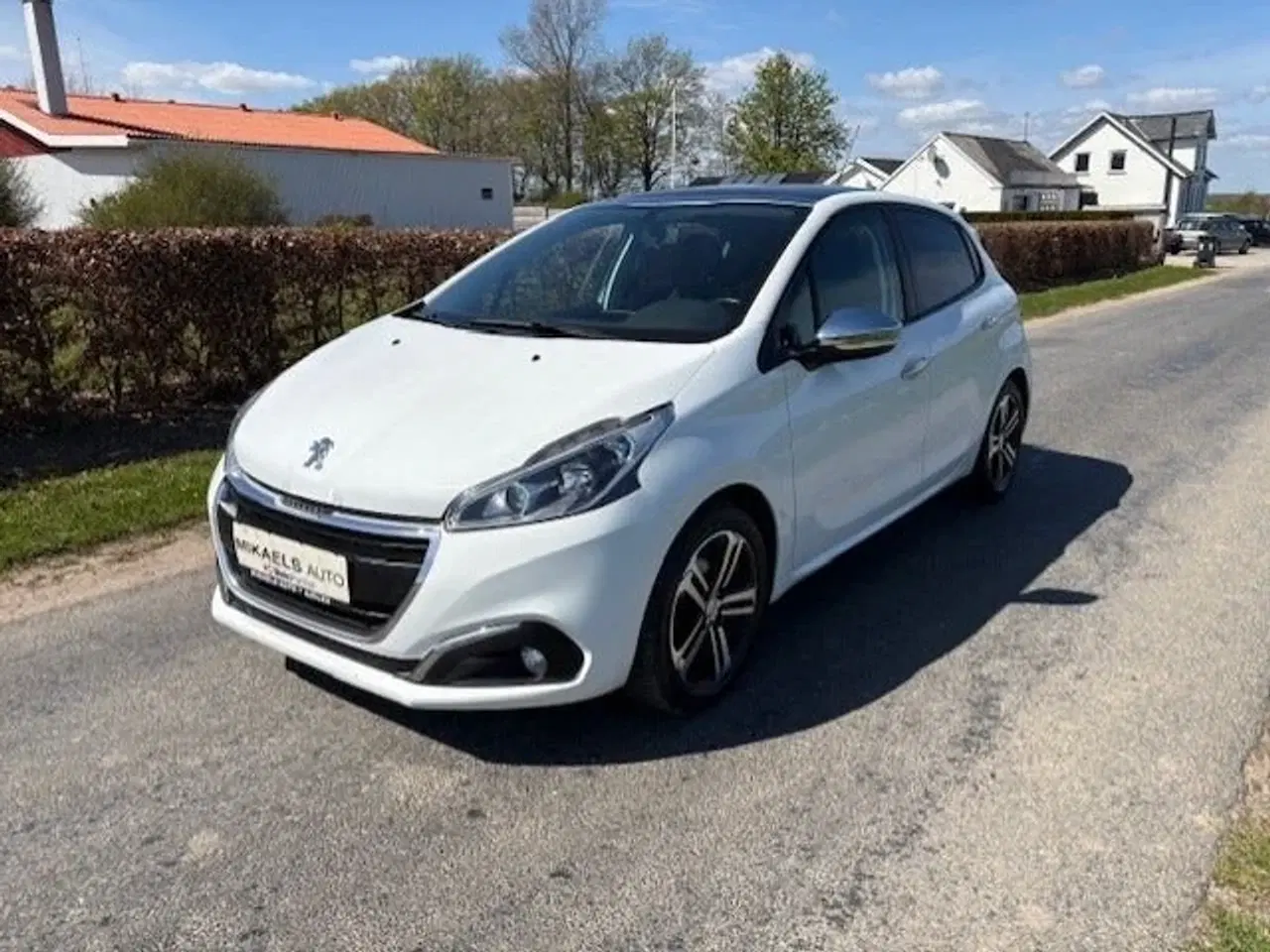 Billede 1 - Peugeot 208 1,2 VTi 82 Intense