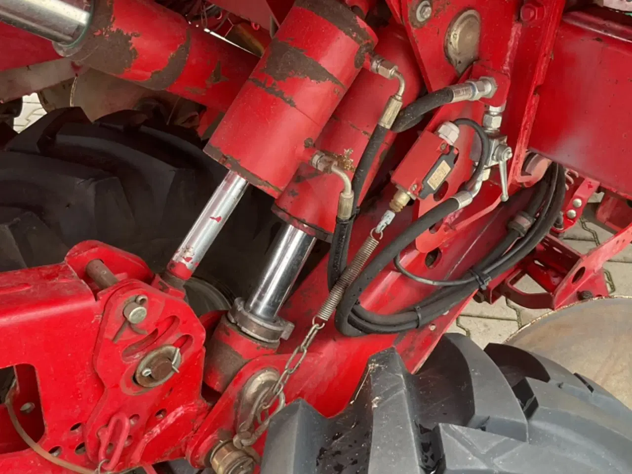 Billede 3 - Grimme GL 34T Velholdt kartofellægger med gødnings og bejdseudstyr 75/75 rækkeafstand.