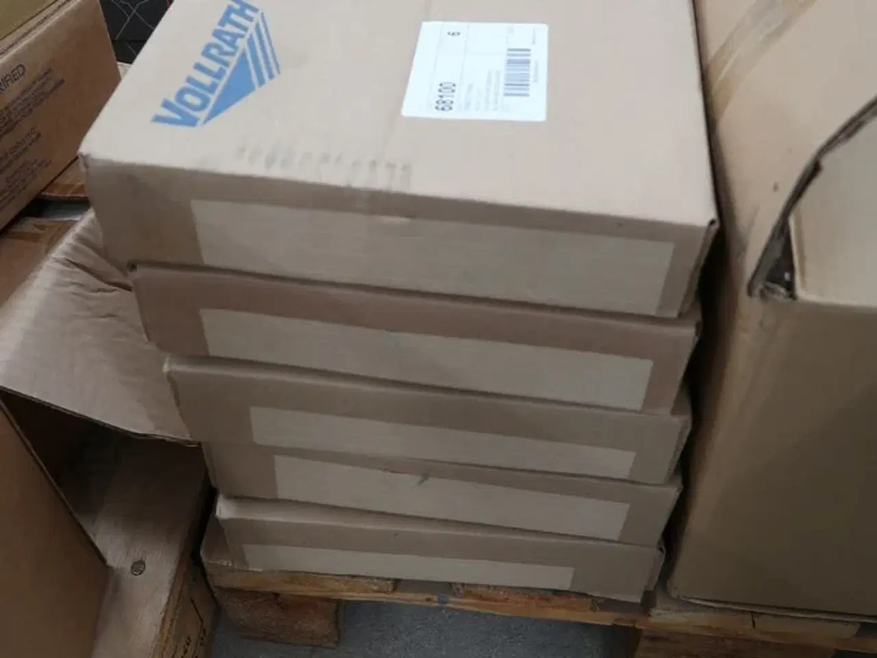 Billede 2 - 5 kasser bageplader BAKEWARE Model: Party Pan