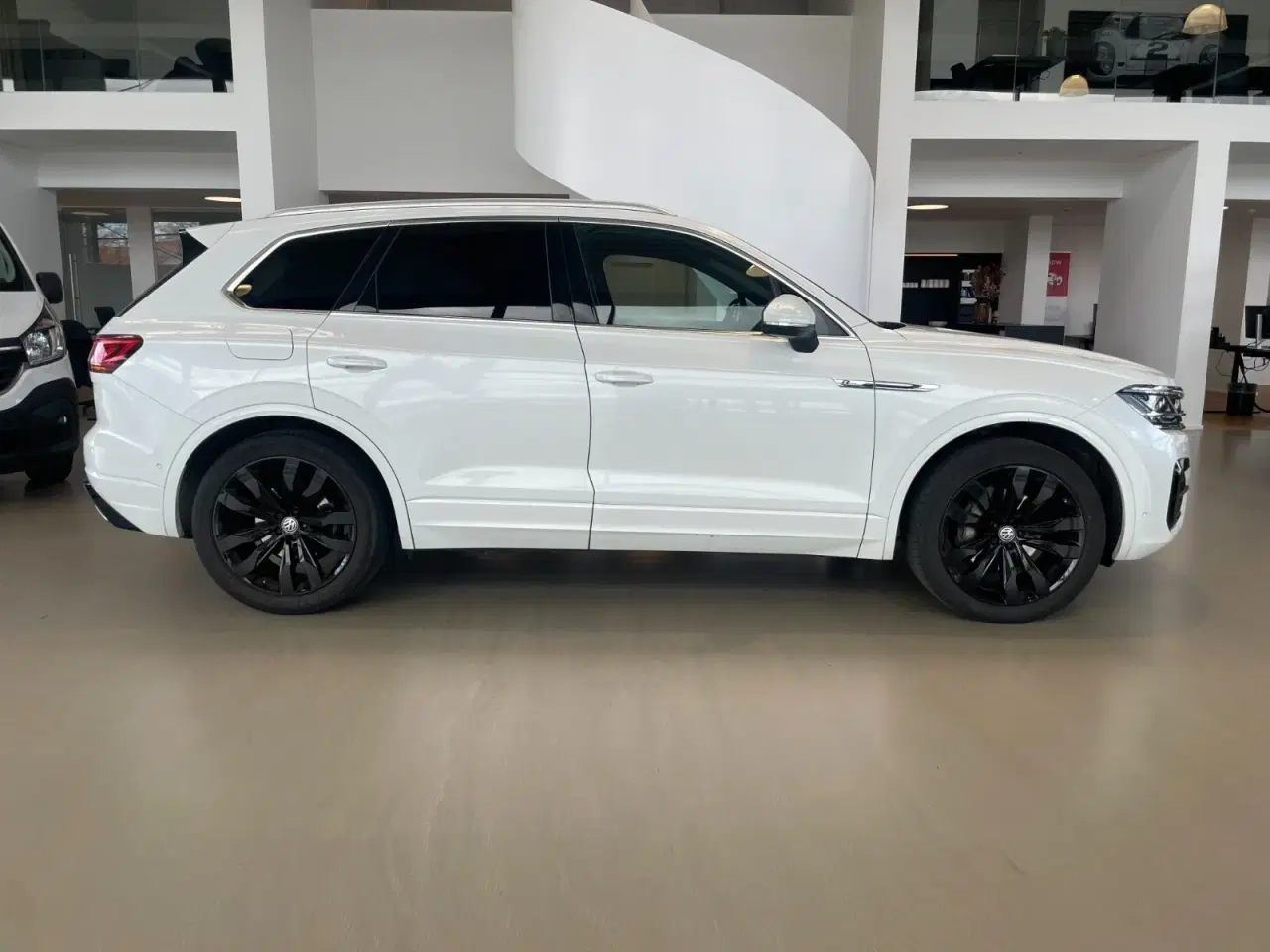 Billede 8 - VW Touareg 3,0 TDi 286 R-line aut. 4Motion Van