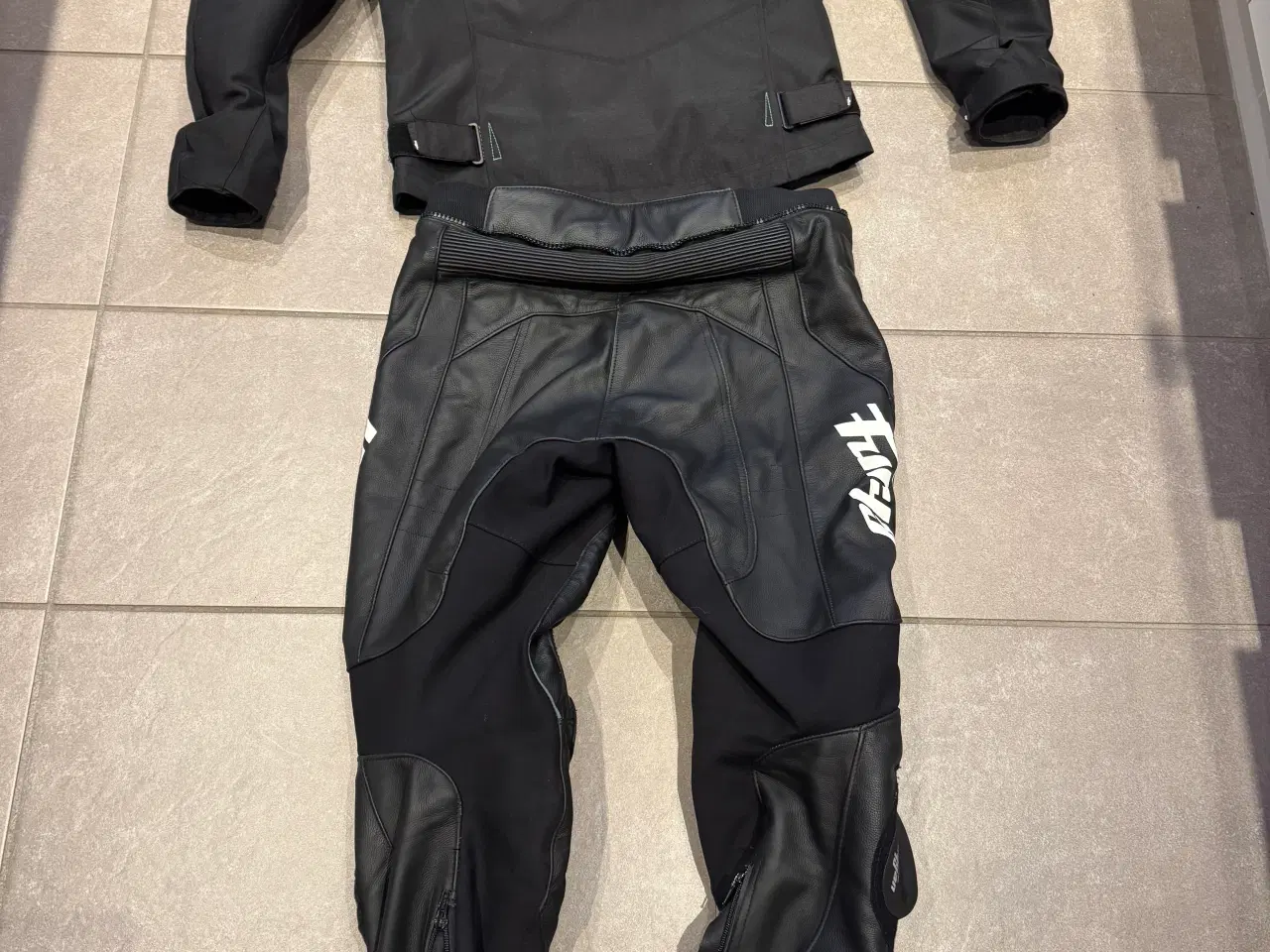 Billede 4 - Furygan MC tøj