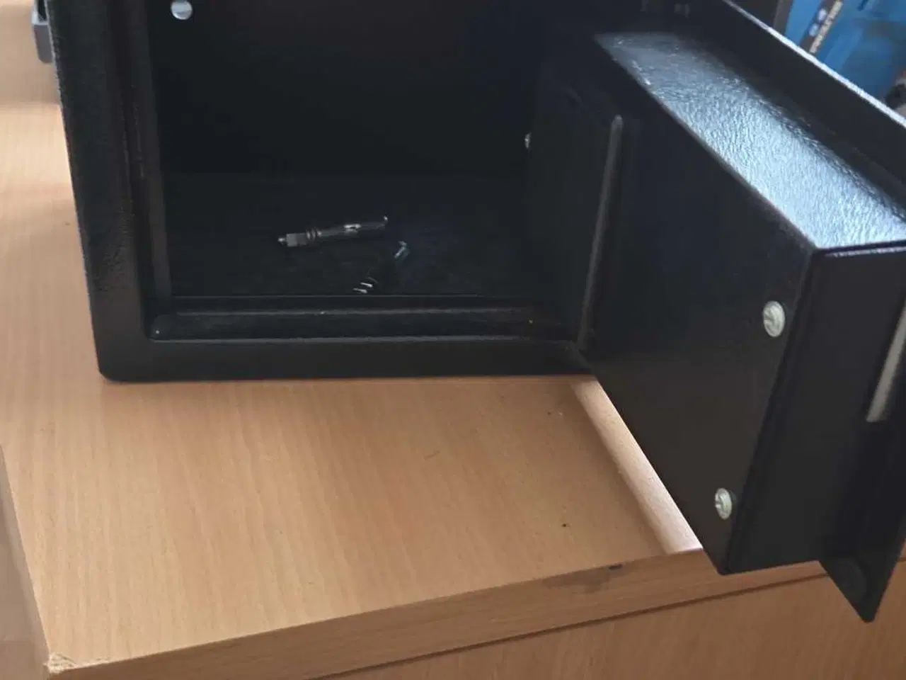 Billede 4 - Verdi skab