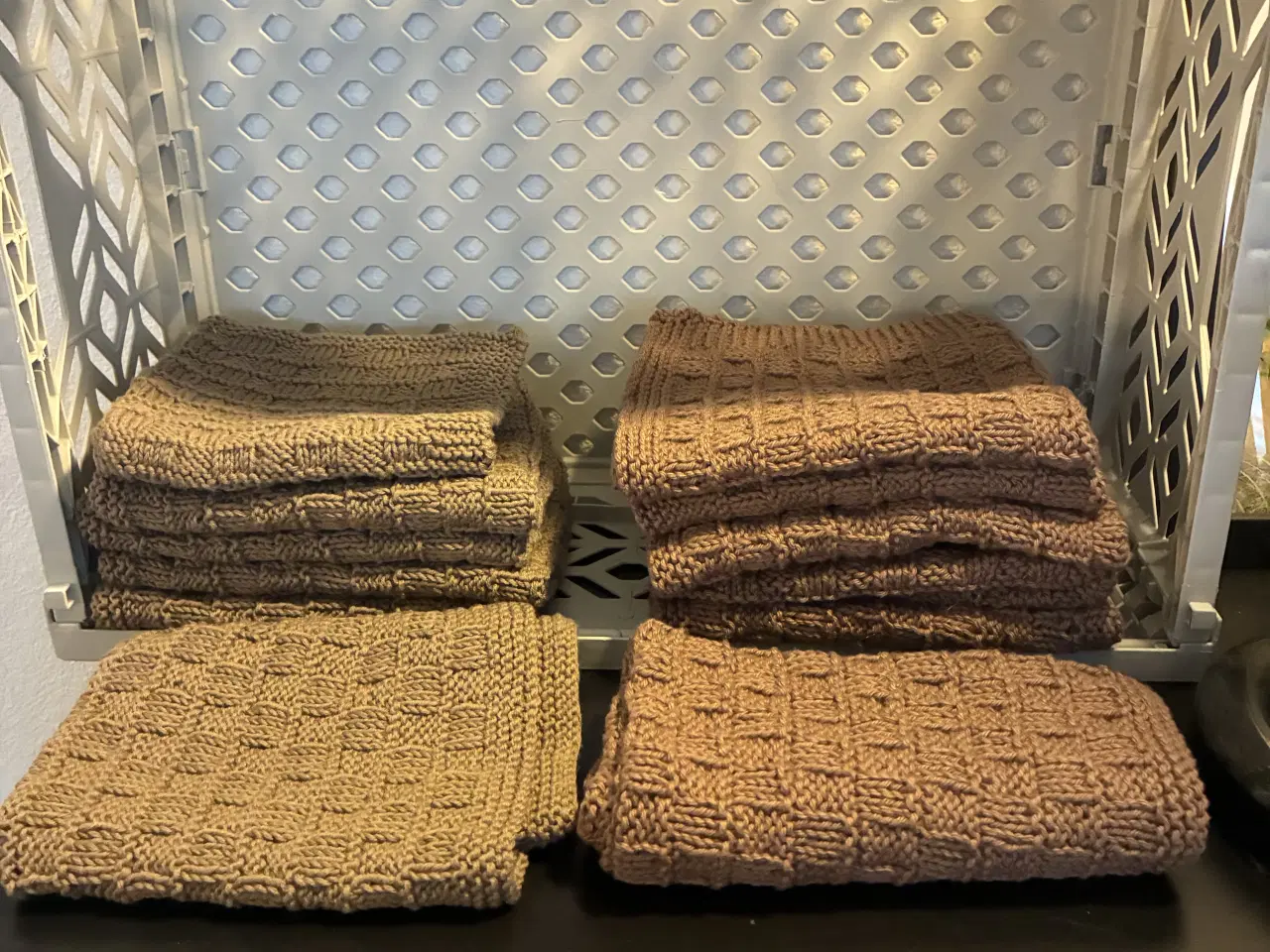 Billede 2 - Hjemme strikket klude
