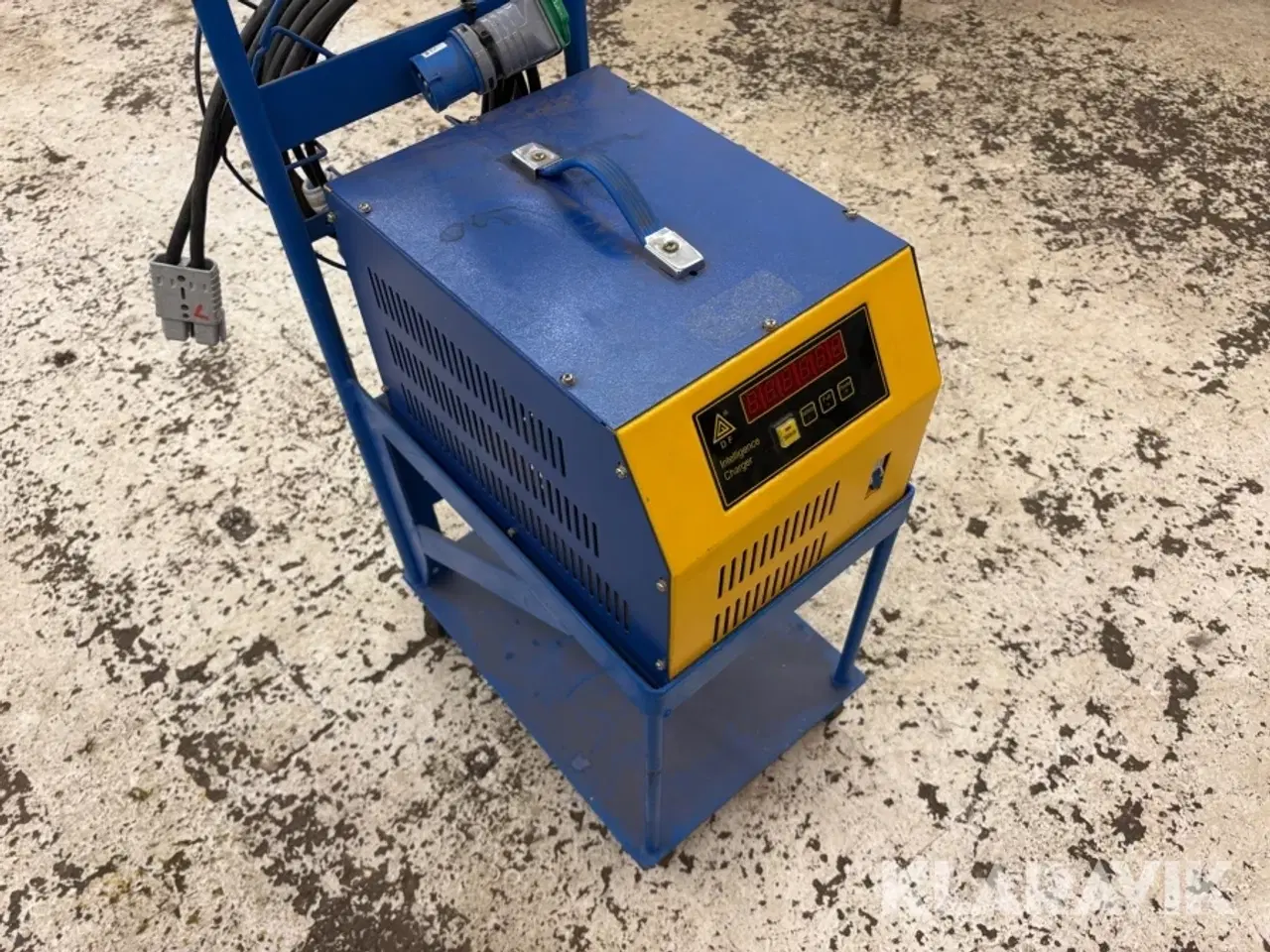 Billede 4 - Batterilader til el-stabler DF intelligent charger ESG-2