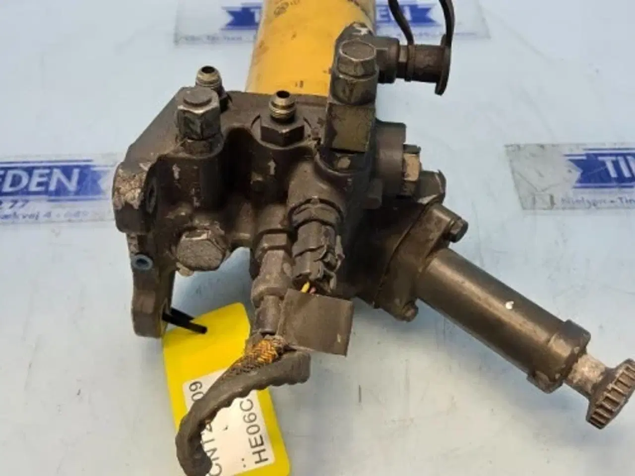 Billede 8 - John Deere 6068  Filter  2379314