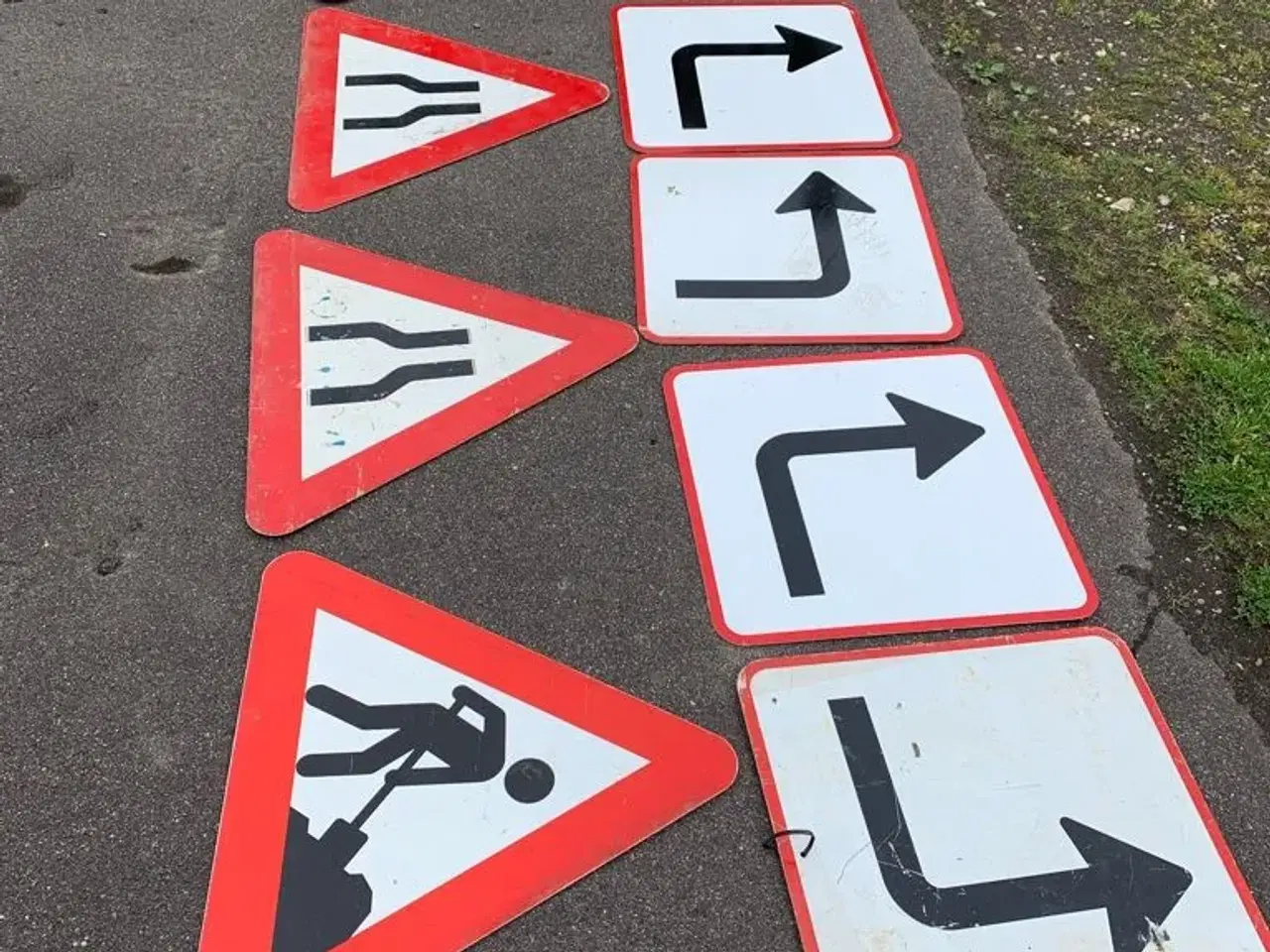 Billede 2 - Vejskilte