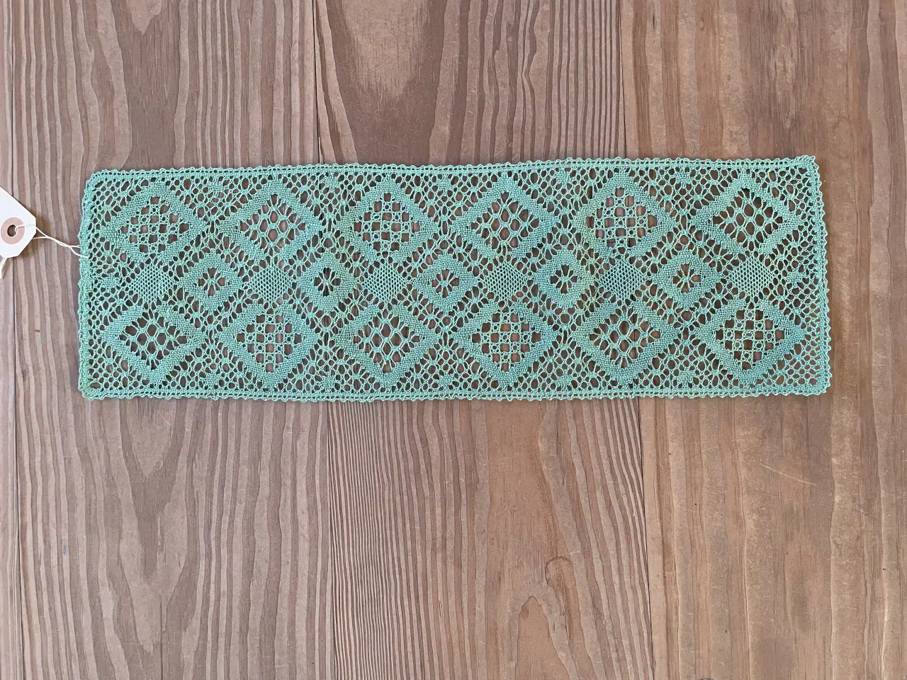 Billede 1 - Kniplet lysedug aflang