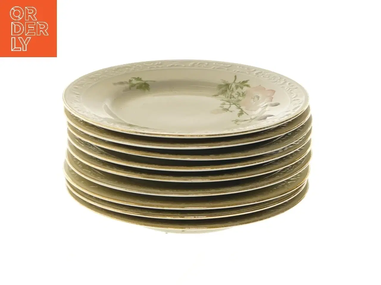 Billede 1 - Sæt af 9 tallerkener med blomstermønster (str. 9 stk Ø 17 cm)