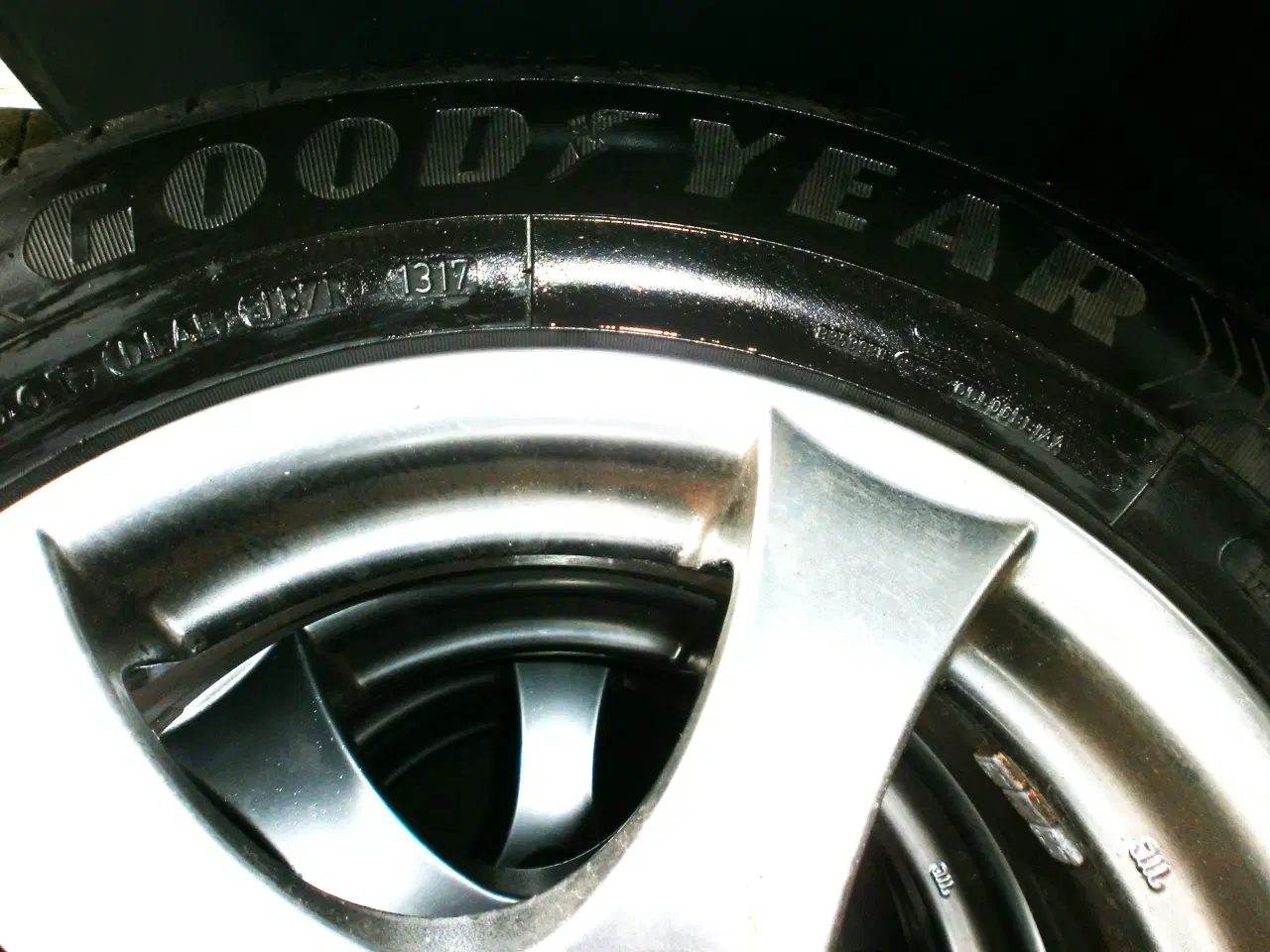Billede 6 - Goodyear 195/65/R15 dæk på ALU