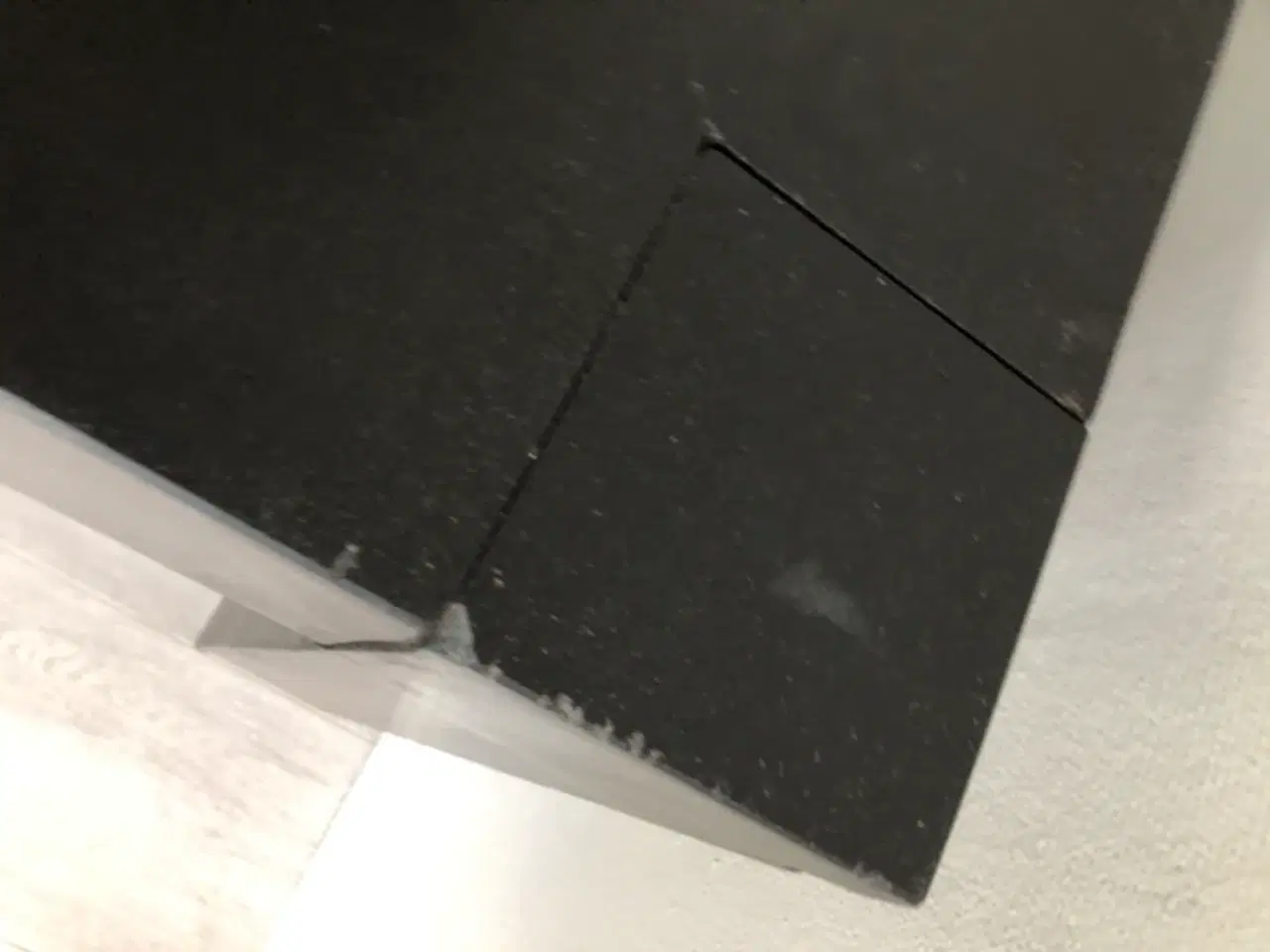 Billede 5 - Have bord i fiber beton 