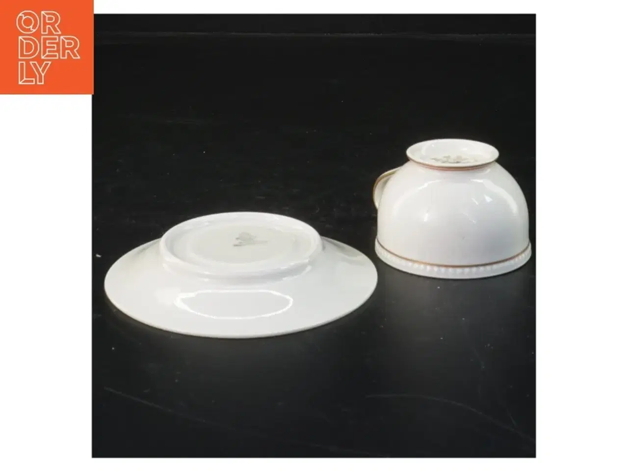 Billede 2 - Porcelæns kaffekopper med underkopper fra Københavns Porcelæns Maleri (str. 11 ø cm og 6 ø cm)