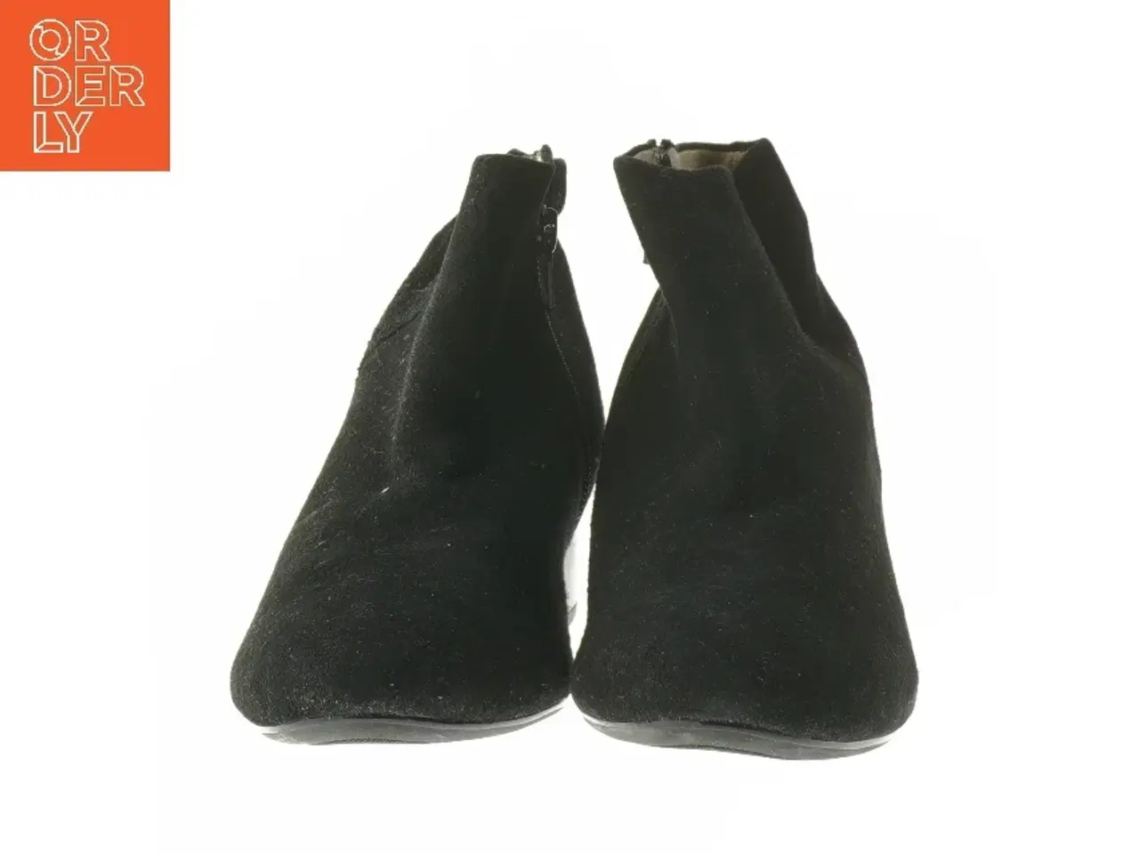 Billede 3 - Sort støvle med blokhæl fra Unisa (str. 38 )