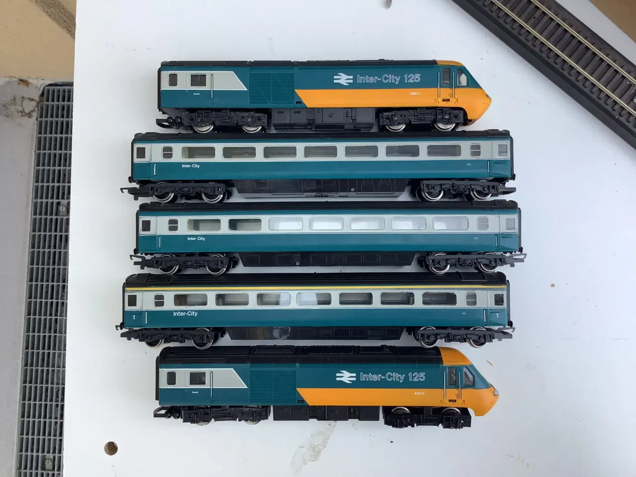 Billede 5 - Hornby British Rail Intercity 125 (vitrinemodel). 
