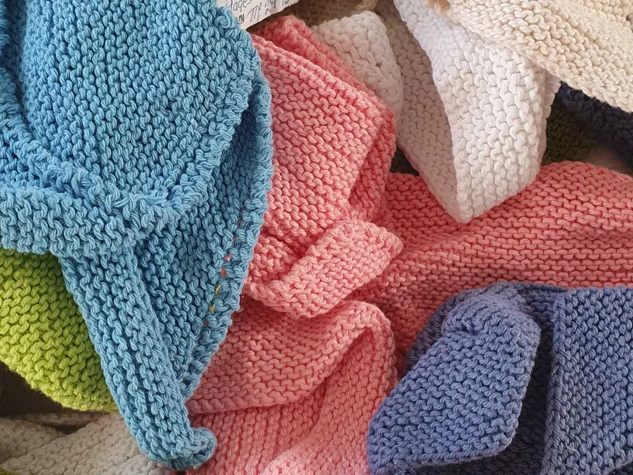 Billede 1 - Hagesmæk hjemmestrikket bomuld