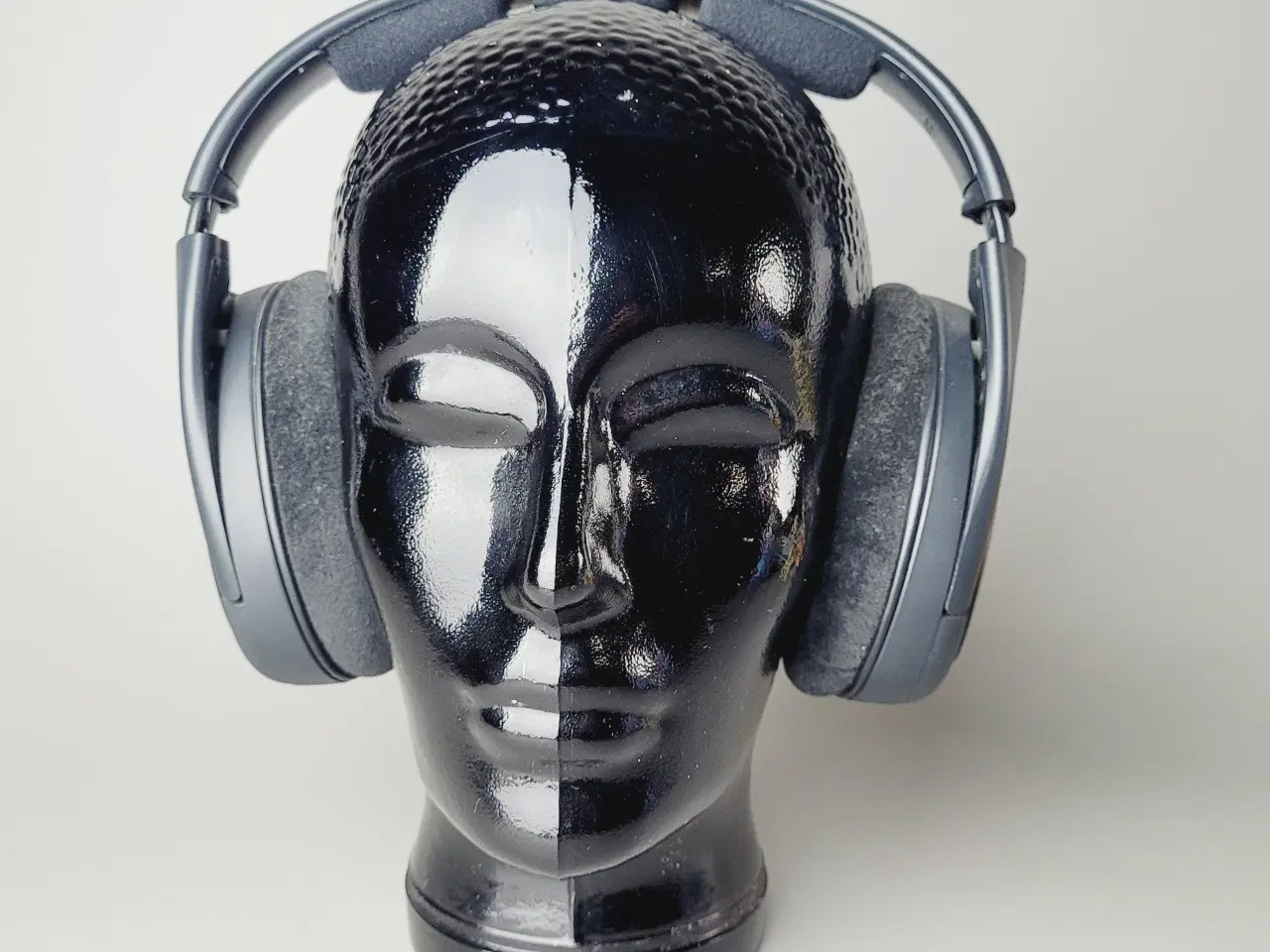 Billede 2 - ⭐️· Sennheiser HDR 130 trådløse hovedtelefoner