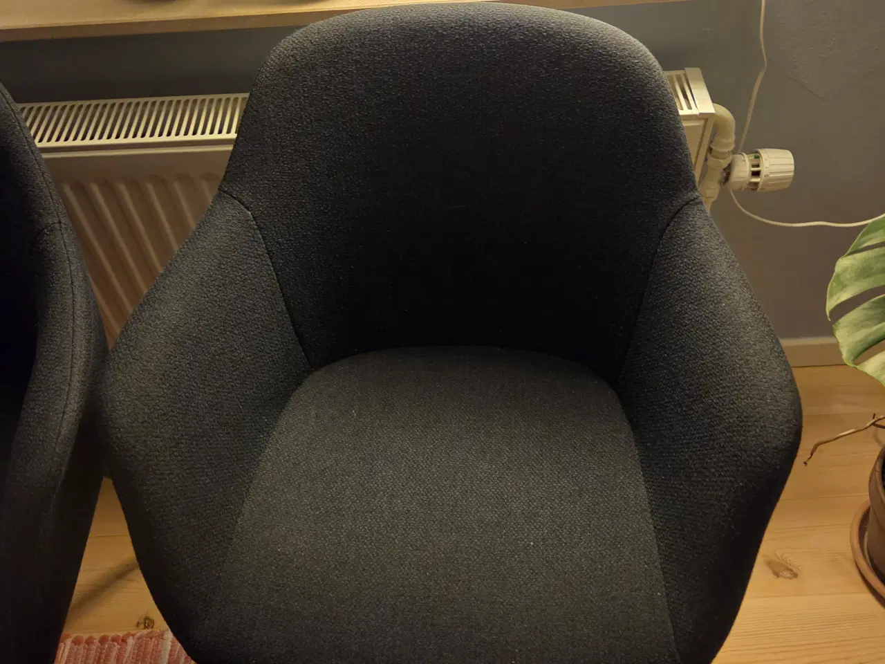 Billede 2 - Spisebordsstole i blåt stof