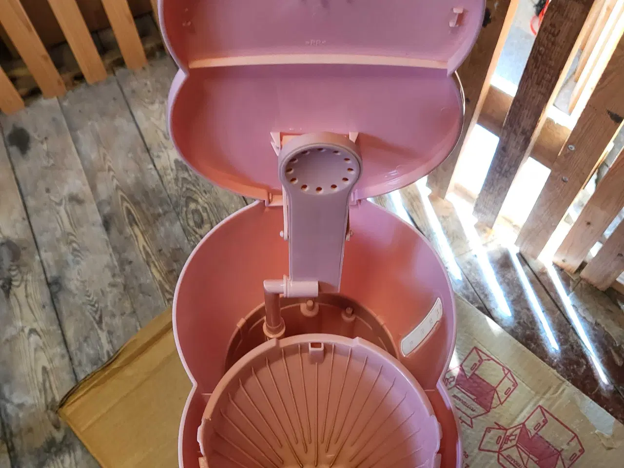 Billede 5 - Lyserød kaffemaskine 